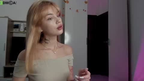 Dina online show from November 2025 08:23:02 AM