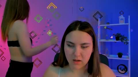 dina_bloom online show from April 2026 07:00:01 PM