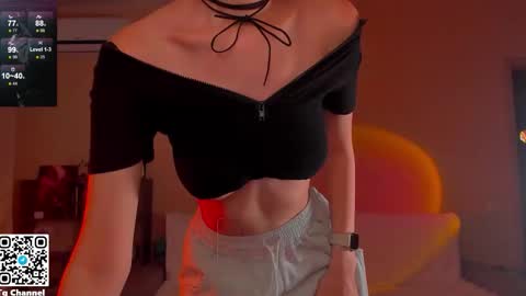 Snapshot of dindin_ chatting on October 2025 12:52:02 PM Jessie online show from October 2025 12:52:02 PM