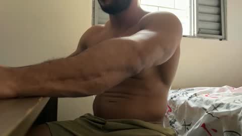 Snapshot of dinhoo14 chatting on September 2025 05:47:02 PM dinhoo14 online show from September 2025 05:47:02 PM