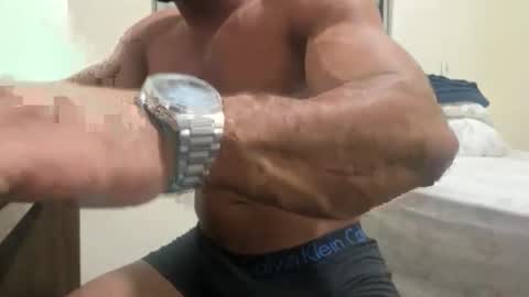 Snapshot of dinhoo14 chatting on November 2025 03:18:02 AM dinhoo14 online show from November 2025 03:18:02 AM