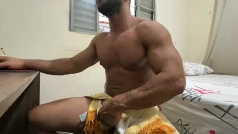 Snapshot of dinhoo14 chatting on December 2025 06:58:01 PM dinhoo14 online show from December 2025 06:58:01 PM