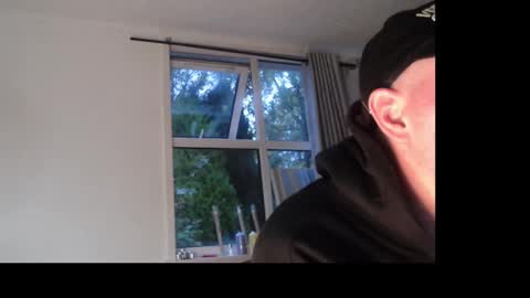 Snapshot of dinosilk chatting on October 2025 06:59:01 AM dinosilk online show from October 2025 06:59:01 AM