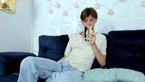 apollo online show from February 2025 01:10:01 PM