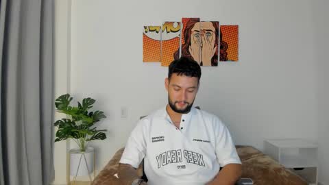 dionyxx online show from October 2025 12:22:01 AM