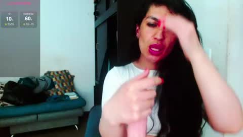 Snapshot of diosa_gil chatting on July 2026 05:32:02 AM diosa_gil online show from July 2026 05:32:02 AM