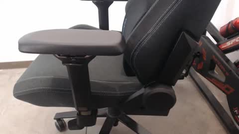 Z online show from April 2026 10:42:01 AM