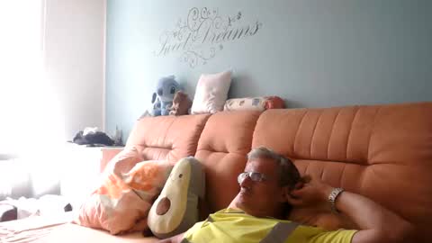 Adam Carla online show from May 2026 09:28:01 AM