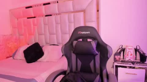 Violet online show from March 2026 01:01:01 AM