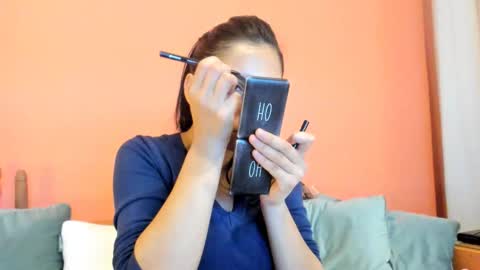 Snapshot of dirtybeya chatting on October 2025 07:44:01 PM Dirtybeya online show from October 2025 07:44:01 PM