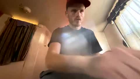 Justin Robinson online show from December 2024 05:40:01 PM