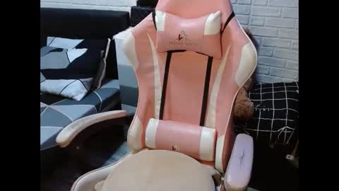 Snapshot of dirtylexa31 chatting on December 2024 09:39:02 PM LEXA online show from December 2024 09:39:02 PM