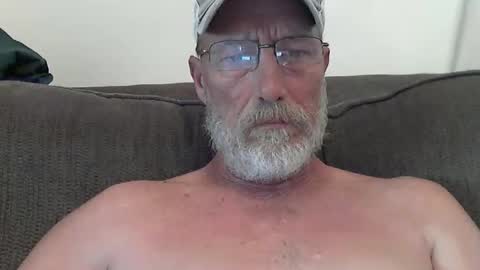 Snapshot of dirtynastyoldman chatting on September 2025 04:43:02 PM dirtynastyoldman online show from September 2025 04:43:02 PM