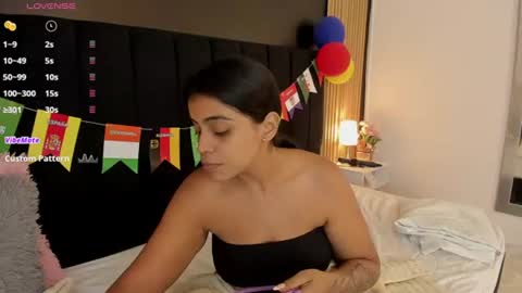 Soffie - Valentina - Yuya  Astro online show from July 2026 12:10:01 AM