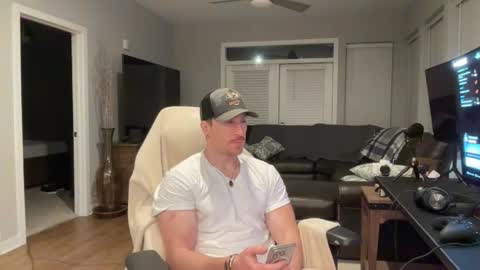 Snapshot of discgolf4life chatting on March 2025 02:17:02 AM JustinDulgeXXX online show from March 2025 02:17:02 AM