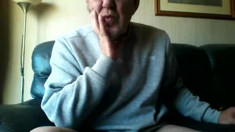 Snapshot of discovery63 chatting on January 2025 01:36:02 PM discovery63 online show from January 2025 01:36:02 PM