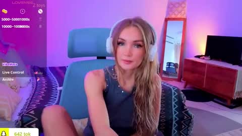 JASMINE online show from November 2025 04:11:02 AM