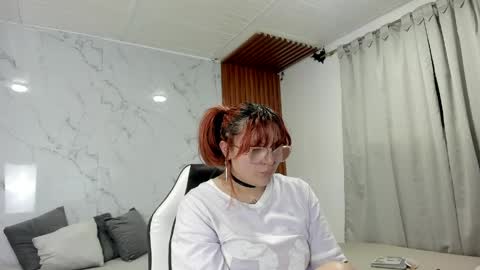 dita bundy online show from May 2026 01:34:01 AM