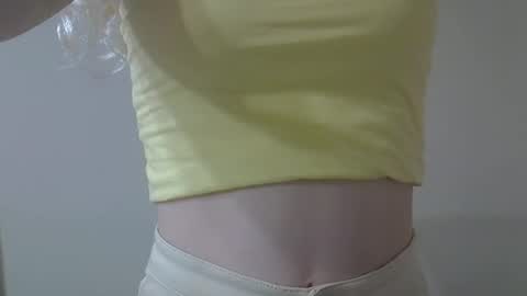 DitaMilton online show from November 2025 07:03:01 PM