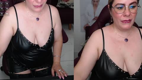 Snapshot of diva_milf chatting on February 2025 01:54:01 AM Diva online show from February 2025 01:54:01 AM