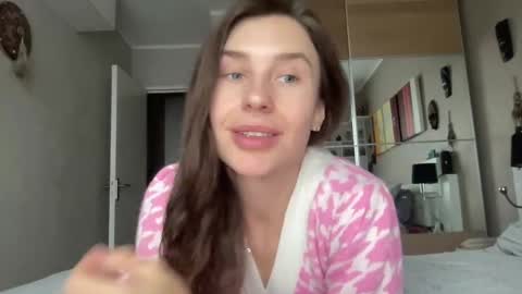 Valerie online show from February 2025 09:32:02 AM