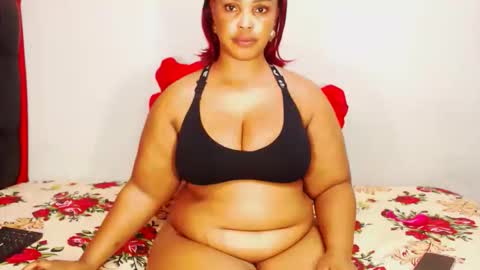 Snapshot of divinebooty93 chatting on November 2025 05:29:02 AM divinebooty93 online show from November 2025 05:29:02 AM