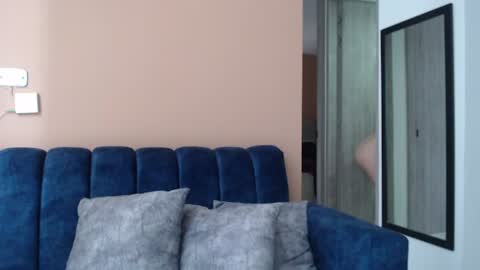 Snapshot of divineisis chatting on June 2026 12:09:02 PM Hera online show from June 2026 12:09:02 PM