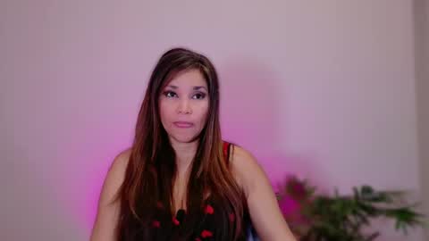 DivineLynn online show from December 2024 01:06:01 PM