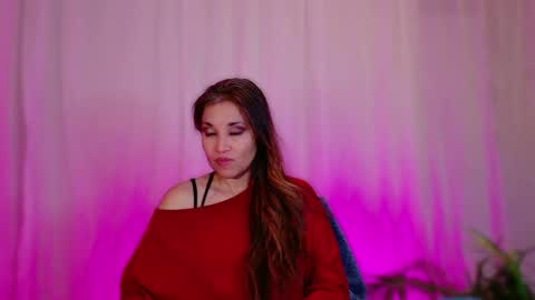 DivineLynn online show from January 2025 05:23:01 PM