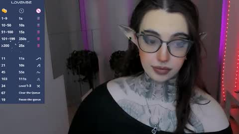 Snapshot of dixipixi_ chatting on November 2025 06:01:01 AM dixipixi_ online show from November 2025 06:01:01 AM