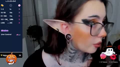 Snapshot of dixipixi_ chatting on November 2025 05:50:02 AM dixipixi_ online show from November 2025 05:50:02 AM