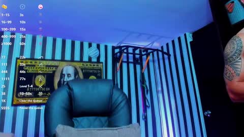 Dixon online show from December 2024 09:33:02 PM