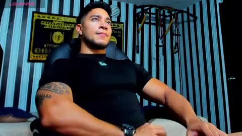 Dixon online show from February 2025 11:04:01 PM