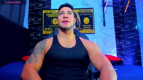 Dixon online show from November 2025 02:04:02 AM