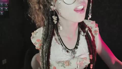 Snapshot of dizer_clop chatting on October 2025 03:46:02 PM Dizer online show from October 2025 03:46:02 PM