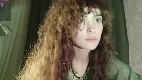 Snapshot of dizer_clop chatting on November 2025 09:13:02 PM Dizer online show from November 2025 09:13:02 PM