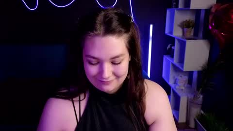 Jenia online show from March 2025 11:28:01 AM