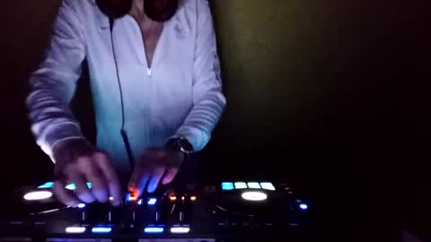 Snapshot of djrock2 chatting on March 2025 02:21:01 AM sam666 online show from March 2025 02:21:01 AM