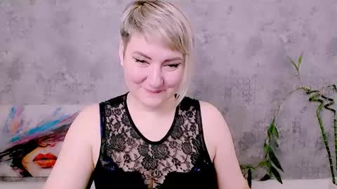 djullia online show from December 2025 06:32:01 AM