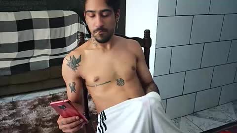 AmigodotadoZL online show from December 2025 04:05:01 PM