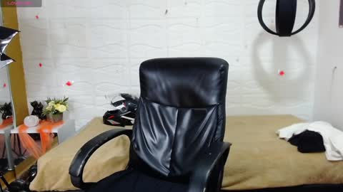 Snapshot of dmitrisanders1 chatting on December 2024 12:34:02 AM Maybe in pvt online show from December 2024 12:34:02 AM