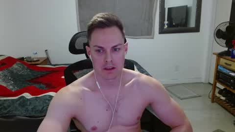 Snapshot of dmoney212 chatting on May 2026 05:35:02 AM dmoney212 online show from May 2026 05:35:02 AM