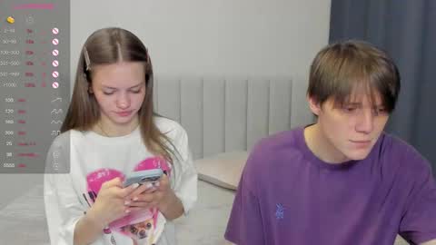 Snapshot of do_dick chatting on October 2025 11:26:02 PM Polly and Kiriko online show from October 2025 11:26:02 PM