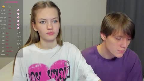 Snapshot of do_dick chatting on October 2025 12:19:01 AM Polly and Kiriko online show from October 2025 12:19:01 AM