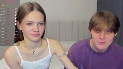 Snapshot of do_dick chatting on November 2025 06:41:01 PM Polly and Kiriko online show from November 2025 06:41:01 PM