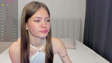 Snapshot of do_dick chatting on December 2025 09:03:02 AM Polly and Kiriko online show from December 2025 09:03:02 AM