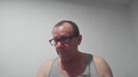 dobrybogdan online show from November 2025 07:40:03 PM