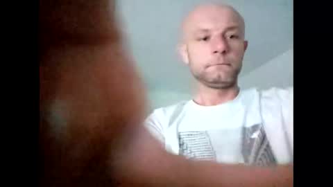 dobryjebaka84 online show from April 2026 01:49:01 AM