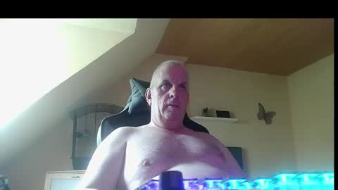 Snapshot of doggy2629 chatting on June 2026 08:39:01 AM doggy2629 online show from June 2026 08:39:01 AM