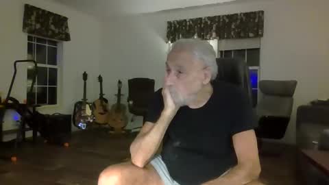 Snapshot of dogluc7 chatting on February 2025 12:36:02 AM dogluc7 online show from February 2025 12:36:02 AM